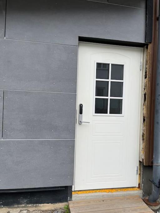 Modernt Boende Med God Tillgaenglighet. Alingsås Exterior foto